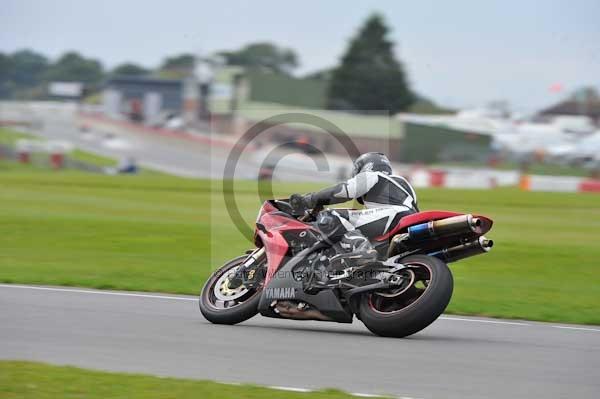 Motorcycle action photographs;Ty croes;anglesey;anglesey photographs;event digital images;eventdigitalimages;no limits trackday;peter wileman photography;trac mon;trackday;trackday digital images;trackday photos