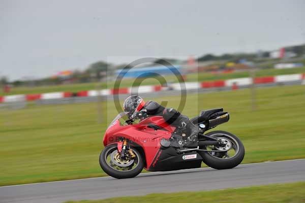 Motorcycle action photographs;Ty croes;anglesey;anglesey photographs;event digital images;eventdigitalimages;no limits trackday;peter wileman photography;trac mon;trackday;trackday digital images;trackday photos