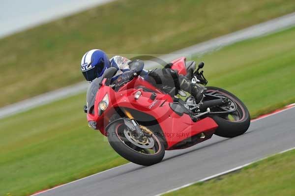 Motorcycle action photographs;Ty croes;anglesey;anglesey photographs;event digital images;eventdigitalimages;no limits trackday;peter wileman photography;trac mon;trackday;trackday digital images;trackday photos