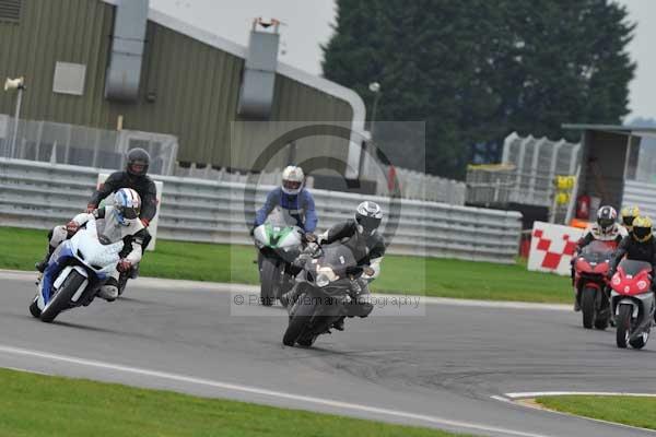 Motorcycle action photographs;Ty croes;anglesey;anglesey photographs;event digital images;eventdigitalimages;no limits trackday;peter wileman photography;trac mon;trackday;trackday digital images;trackday photos