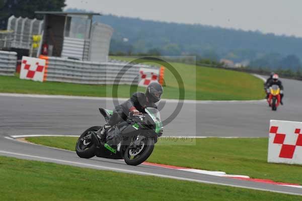 Motorcycle action photographs;Ty croes;anglesey;anglesey photographs;event digital images;eventdigitalimages;no limits trackday;peter wileman photography;trac mon;trackday;trackday digital images;trackday photos