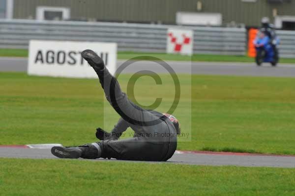 Motorcycle action photographs;Ty croes;anglesey;anglesey photographs;event digital images;eventdigitalimages;no limits trackday;peter wileman photography;trac mon;trackday;trackday digital images;trackday photos