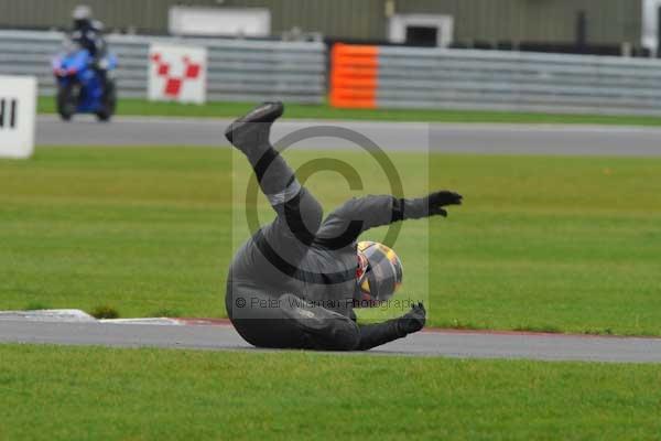 Motorcycle action photographs;Ty croes;anglesey;anglesey photographs;event digital images;eventdigitalimages;no limits trackday;peter wileman photography;trac mon;trackday;trackday digital images;trackday photos