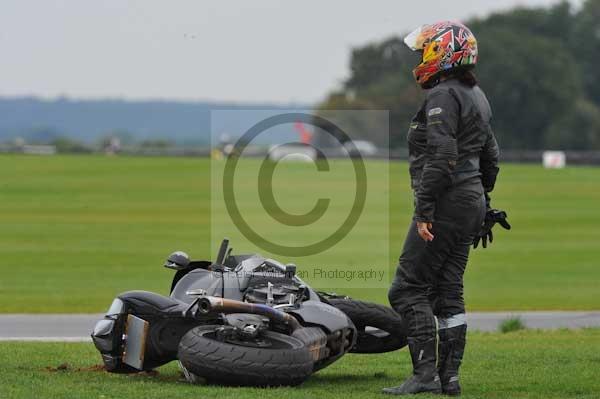 Motorcycle action photographs;Ty croes;anglesey;anglesey photographs;event digital images;eventdigitalimages;no limits trackday;peter wileman photography;trac mon;trackday;trackday digital images;trackday photos