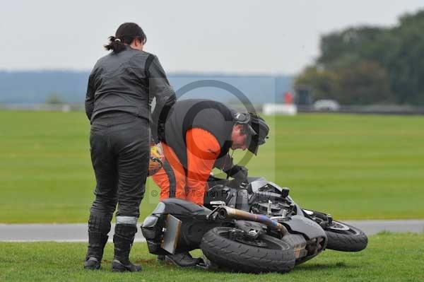 Motorcycle action photographs;Ty croes;anglesey;anglesey photographs;event digital images;eventdigitalimages;no limits trackday;peter wileman photography;trac mon;trackday;trackday digital images;trackday photos