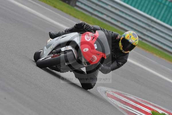 Motorcycle action photographs;Ty croes;anglesey;anglesey photographs;event digital images;eventdigitalimages;no limits trackday;peter wileman photography;trac mon;trackday;trackday digital images;trackday photos