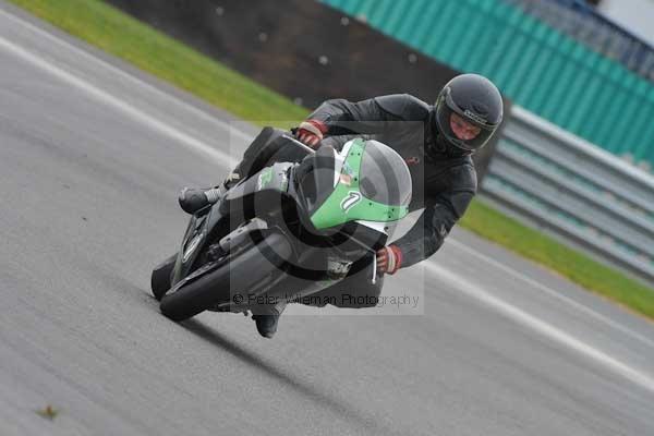 Motorcycle action photographs;Ty croes;anglesey;anglesey photographs;event digital images;eventdigitalimages;no limits trackday;peter wileman photography;trac mon;trackday;trackday digital images;trackday photos