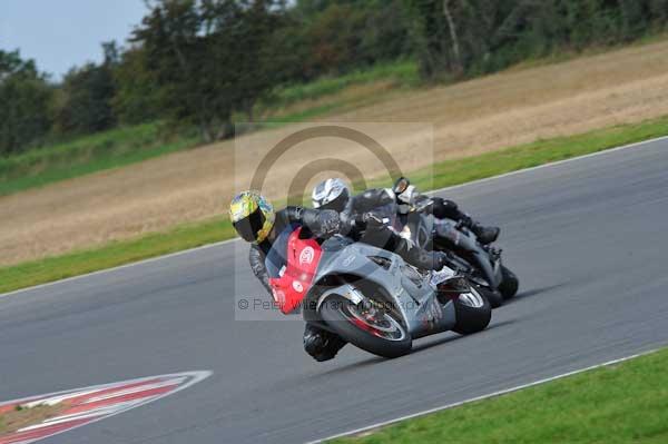 Motorcycle action photographs;Ty croes;anglesey;anglesey photographs;event digital images;eventdigitalimages;no limits trackday;peter wileman photography;trac mon;trackday;trackday digital images;trackday photos