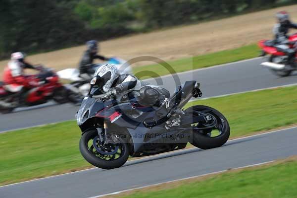 Motorcycle action photographs;Ty croes;anglesey;anglesey photographs;event digital images;eventdigitalimages;no limits trackday;peter wileman photography;trac mon;trackday;trackday digital images;trackday photos