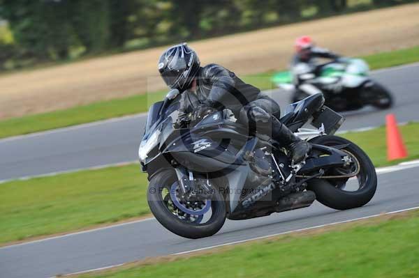 Motorcycle action photographs;Ty croes;anglesey;anglesey photographs;event digital images;eventdigitalimages;no limits trackday;peter wileman photography;trac mon;trackday;trackday digital images;trackday photos