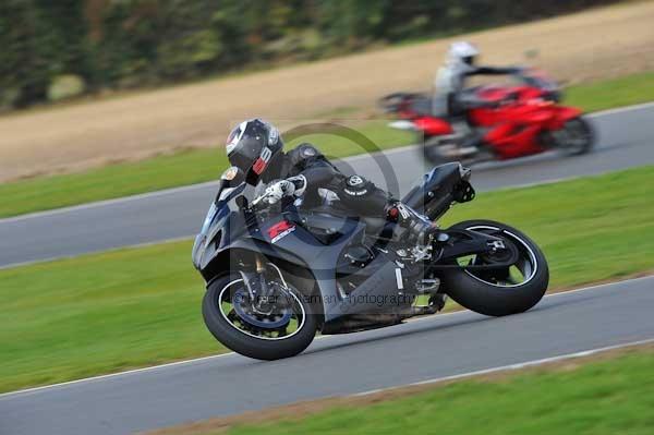 Motorcycle action photographs;Ty croes;anglesey;anglesey photographs;event digital images;eventdigitalimages;no limits trackday;peter wileman photography;trac mon;trackday;trackday digital images;trackday photos