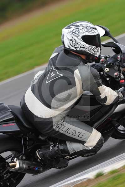 Motorcycle action photographs;Ty croes;anglesey;anglesey photographs;event digital images;eventdigitalimages;no limits trackday;peter wileman photography;trac mon;trackday;trackday digital images;trackday photos