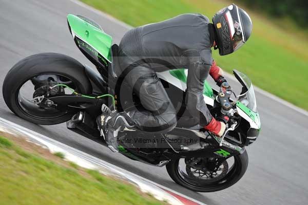 Motorcycle action photographs;Ty croes;anglesey;anglesey photographs;event digital images;eventdigitalimages;no limits trackday;peter wileman photography;trac mon;trackday;trackday digital images;trackday photos