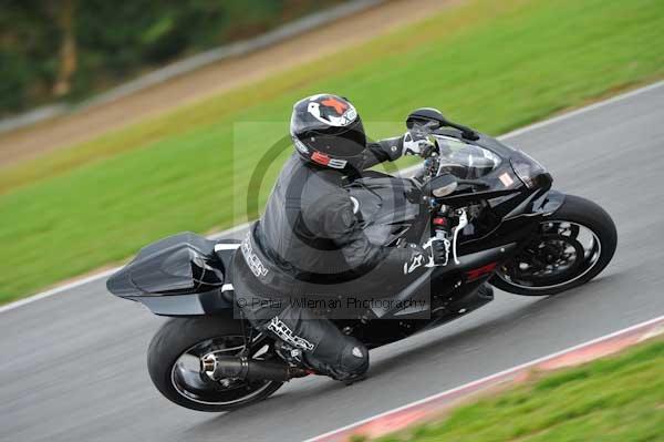 Motorcycle action photographs;Ty croes;anglesey;anglesey photographs;event digital images;eventdigitalimages;no limits trackday;peter wileman photography;trac mon;trackday;trackday digital images;trackday photos