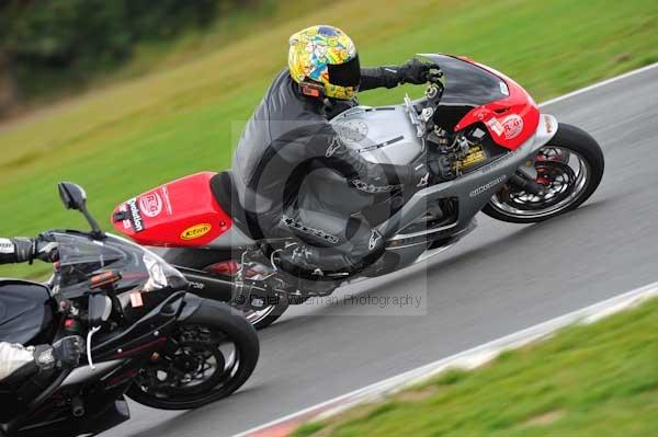 Motorcycle action photographs;Ty croes;anglesey;anglesey photographs;event digital images;eventdigitalimages;no limits trackday;peter wileman photography;trac mon;trackday;trackday digital images;trackday photos