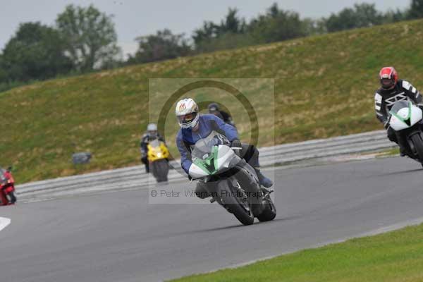 Motorcycle action photographs;Ty croes;anglesey;anglesey photographs;event digital images;eventdigitalimages;no limits trackday;peter wileman photography;trac mon;trackday;trackday digital images;trackday photos