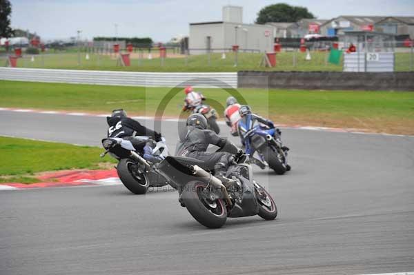 Motorcycle action photographs;Ty croes;anglesey;anglesey photographs;event digital images;eventdigitalimages;no limits trackday;peter wileman photography;trac mon;trackday;trackday digital images;trackday photos