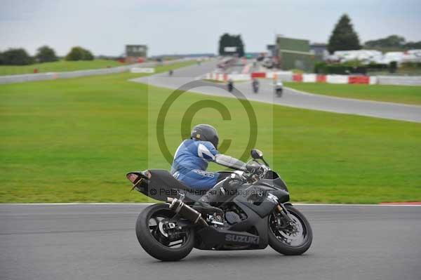 Motorcycle action photographs;Ty croes;anglesey;anglesey photographs;event digital images;eventdigitalimages;no limits trackday;peter wileman photography;trac mon;trackday;trackday digital images;trackday photos