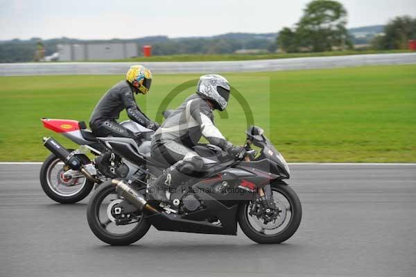 Motorcycle action photographs;Ty croes;anglesey;anglesey photographs;event digital images;eventdigitalimages;no limits trackday;peter wileman photography;trac mon;trackday;trackday digital images;trackday photos