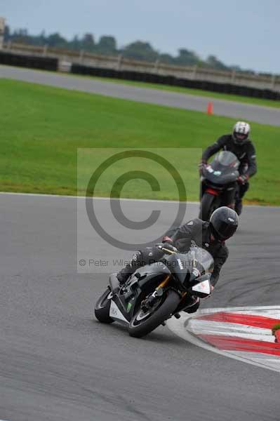 Motorcycle action photographs;Ty croes;anglesey;anglesey photographs;event digital images;eventdigitalimages;no limits trackday;peter wileman photography;trac mon;trackday;trackday digital images;trackday photos