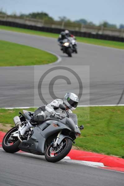 Motorcycle action photographs;Ty croes;anglesey;anglesey photographs;event digital images;eventdigitalimages;no limits trackday;peter wileman photography;trac mon;trackday;trackday digital images;trackday photos