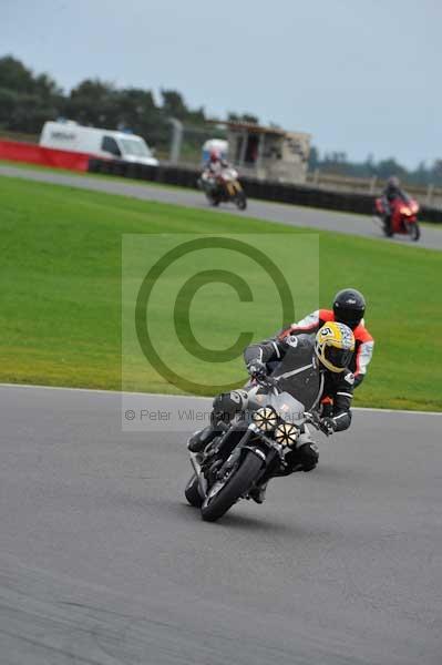 Motorcycle action photographs;Ty croes;anglesey;anglesey photographs;event digital images;eventdigitalimages;no limits trackday;peter wileman photography;trac mon;trackday;trackday digital images;trackday photos