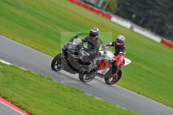 Motorcycle action photographs;Ty croes;anglesey;anglesey photographs;event digital images;eventdigitalimages;no limits trackday;peter wileman photography;trac mon;trackday;trackday digital images;trackday photos