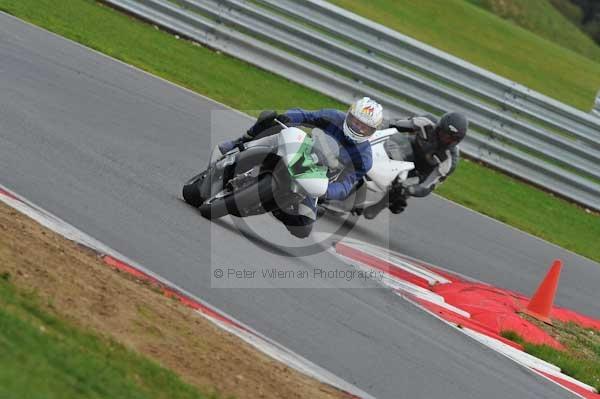 Motorcycle action photographs;Ty croes;anglesey;anglesey photographs;event digital images;eventdigitalimages;no limits trackday;peter wileman photography;trac mon;trackday;trackday digital images;trackday photos