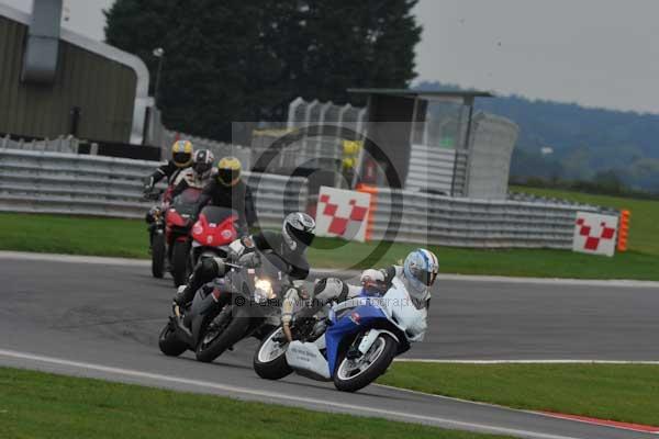 Motorcycle action photographs;Ty croes;anglesey;anglesey photographs;event digital images;eventdigitalimages;no limits trackday;peter wileman photography;trac mon;trackday;trackday digital images;trackday photos