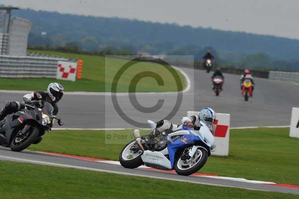 Motorcycle action photographs;Ty croes;anglesey;anglesey photographs;event digital images;eventdigitalimages;no limits trackday;peter wileman photography;trac mon;trackday;trackday digital images;trackday photos