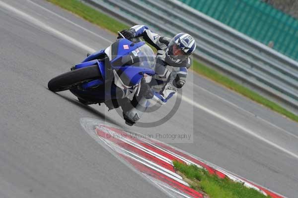 Motorcycle action photographs;Ty croes;anglesey;anglesey photographs;event digital images;eventdigitalimages;no limits trackday;peter wileman photography;trac mon;trackday;trackday digital images;trackday photos