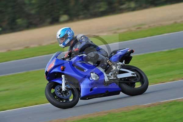 Motorcycle action photographs;Ty croes;anglesey;anglesey photographs;event digital images;eventdigitalimages;no limits trackday;peter wileman photography;trac mon;trackday;trackday digital images;trackday photos