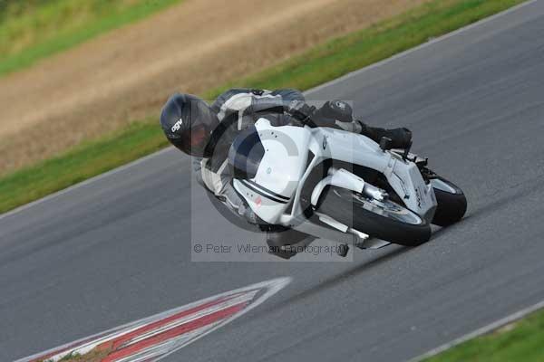 Motorcycle action photographs;Ty croes;anglesey;anglesey photographs;event digital images;eventdigitalimages;no limits trackday;peter wileman photography;trac mon;trackday;trackday digital images;trackday photos