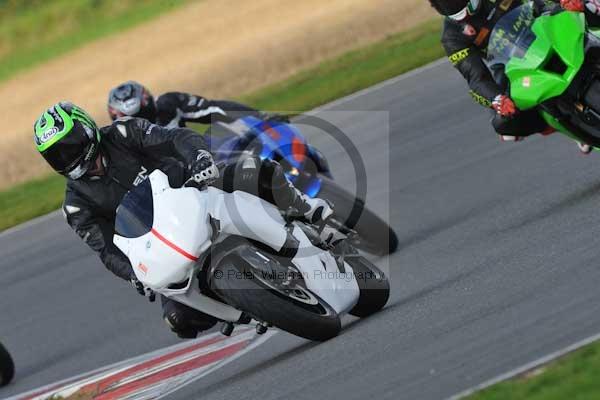 Motorcycle action photographs;Ty croes;anglesey;anglesey photographs;event digital images;eventdigitalimages;no limits trackday;peter wileman photography;trac mon;trackday;trackday digital images;trackday photos