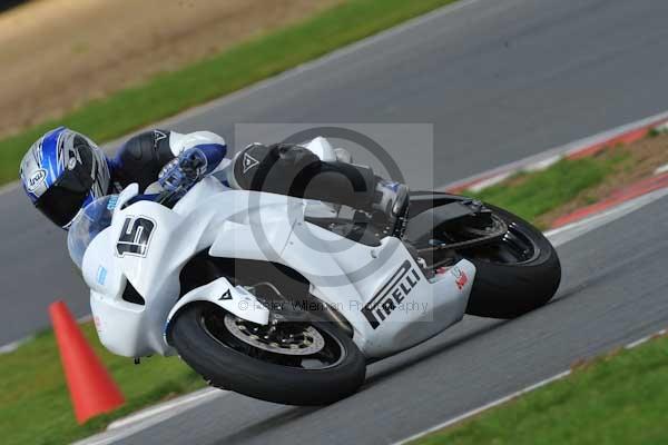 Motorcycle action photographs;Ty croes;anglesey;anglesey photographs;event digital images;eventdigitalimages;no limits trackday;peter wileman photography;trac mon;trackday;trackday digital images;trackday photos