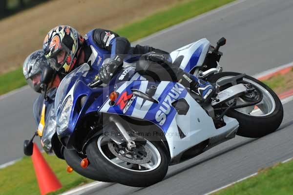 Motorcycle action photographs;Ty croes;anglesey;anglesey photographs;event digital images;eventdigitalimages;no limits trackday;peter wileman photography;trac mon;trackday;trackday digital images;trackday photos