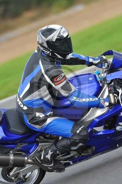 Motorcycle action photographs;Ty croes;anglesey;anglesey photographs;event digital images;eventdigitalimages;no limits trackday;peter wileman photography;trac mon;trackday;trackday digital images;trackday photos