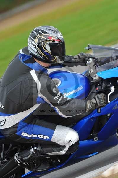 Motorcycle action photographs;Ty croes;anglesey;anglesey photographs;event digital images;eventdigitalimages;no limits trackday;peter wileman photography;trac mon;trackday;trackday digital images;trackday photos