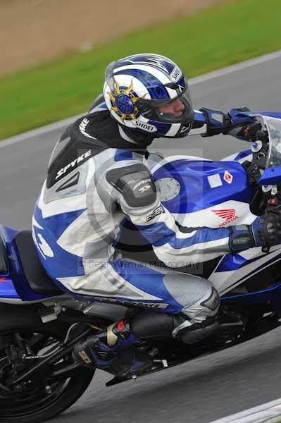 Motorcycle action photographs;Ty croes;anglesey;anglesey photographs;event digital images;eventdigitalimages;no limits trackday;peter wileman photography;trac mon;trackday;trackday digital images;trackday photos