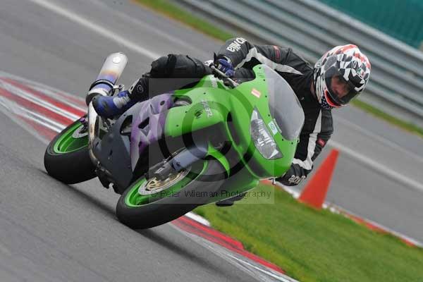 Motorcycle action photographs;Ty croes;anglesey;anglesey photographs;event digital images;eventdigitalimages;no limits trackday;peter wileman photography;trac mon;trackday;trackday digital images;trackday photos