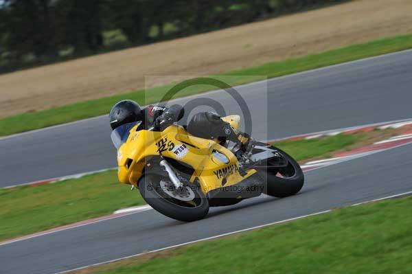 Motorcycle action photographs;Ty croes;anglesey;anglesey photographs;event digital images;eventdigitalimages;no limits trackday;peter wileman photography;trac mon;trackday;trackday digital images;trackday photos