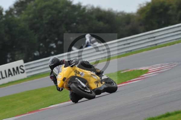 Motorcycle action photographs;Ty croes;anglesey;anglesey photographs;event digital images;eventdigitalimages;no limits trackday;peter wileman photography;trac mon;trackday;trackday digital images;trackday photos