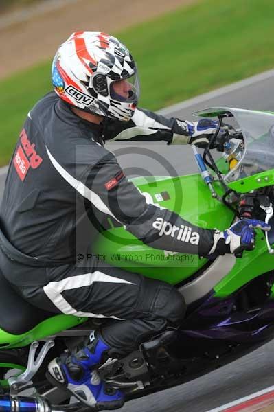 Motorcycle action photographs;Ty croes;anglesey;anglesey photographs;event digital images;eventdigitalimages;no limits trackday;peter wileman photography;trac mon;trackday;trackday digital images;trackday photos