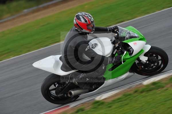 Motorcycle action photographs;Ty croes;anglesey;anglesey photographs;event digital images;eventdigitalimages;no limits trackday;peter wileman photography;trac mon;trackday;trackday digital images;trackday photos