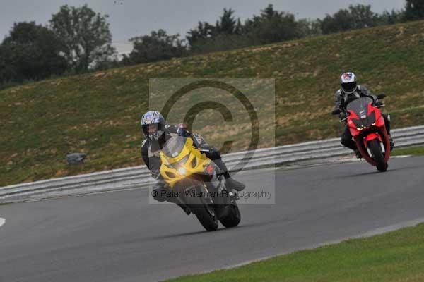 Motorcycle action photographs;Ty croes;anglesey;anglesey photographs;event digital images;eventdigitalimages;no limits trackday;peter wileman photography;trac mon;trackday;trackday digital images;trackday photos