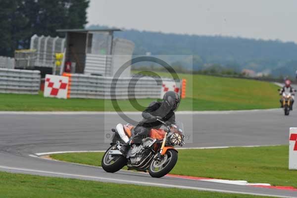 Motorcycle action photographs;Ty croes;anglesey;anglesey photographs;event digital images;eventdigitalimages;no limits trackday;peter wileman photography;trac mon;trackday;trackday digital images;trackday photos