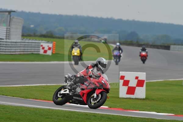 Motorcycle action photographs;Ty croes;anglesey;anglesey photographs;event digital images;eventdigitalimages;no limits trackday;peter wileman photography;trac mon;trackday;trackday digital images;trackday photos