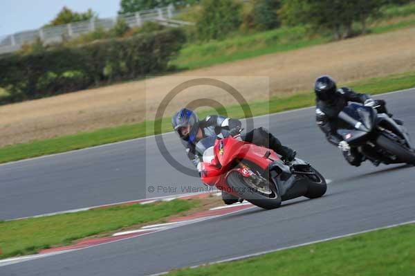 Motorcycle action photographs;Ty croes;anglesey;anglesey photographs;event digital images;eventdigitalimages;no limits trackday;peter wileman photography;trac mon;trackday;trackday digital images;trackday photos