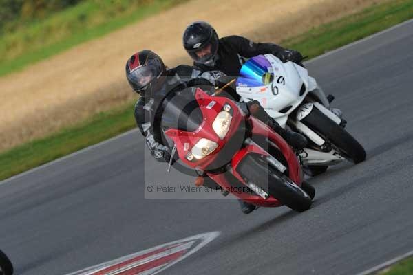 Motorcycle action photographs;Ty croes;anglesey;anglesey photographs;event digital images;eventdigitalimages;no limits trackday;peter wileman photography;trac mon;trackday;trackday digital images;trackday photos