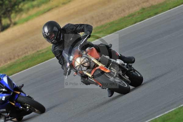 Motorcycle action photographs;Ty croes;anglesey;anglesey photographs;event digital images;eventdigitalimages;no limits trackday;peter wileman photography;trac mon;trackday;trackday digital images;trackday photos